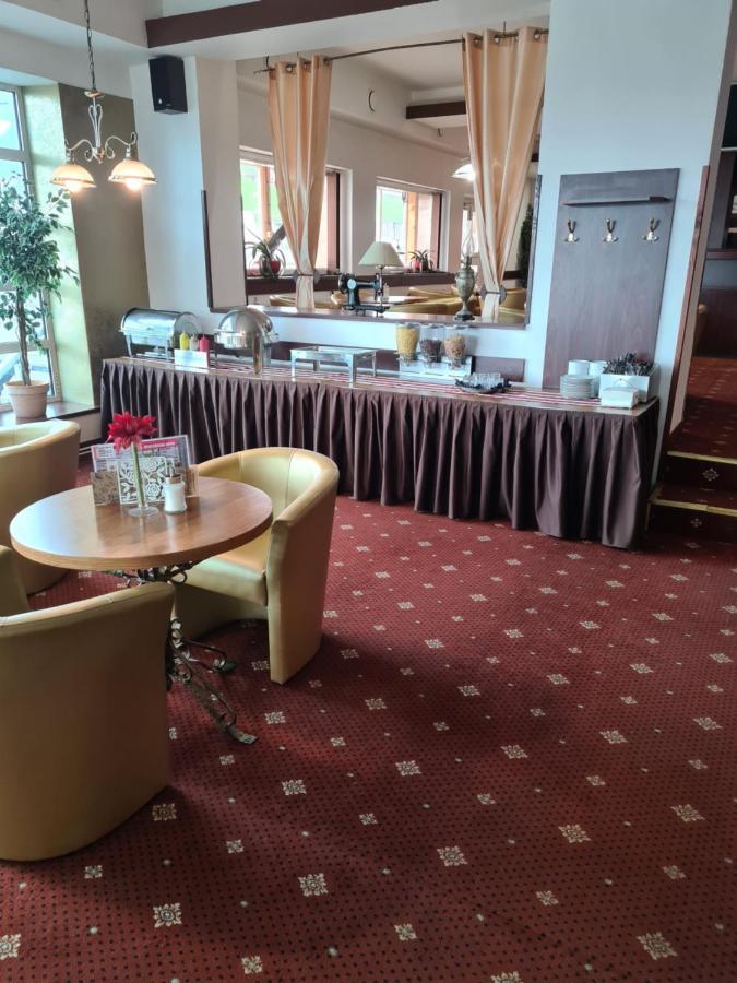 Hotel Montenegro Bruntál Eksteriør bilde