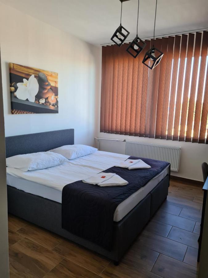 Hotel Montenegro Bruntál Eksteriør bilde
