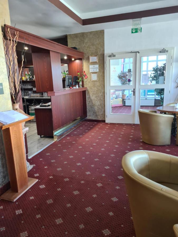 Hotel Montenegro Bruntál Eksteriør bilde