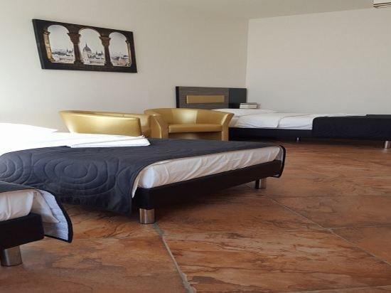 Hotel Montenegro Bruntál Eksteriør bilde