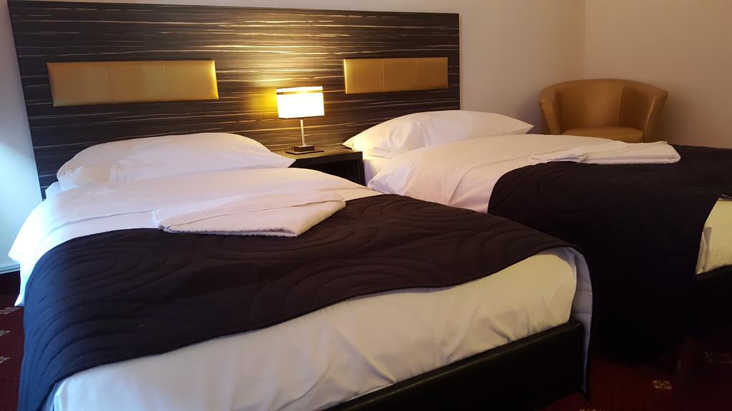 Hotel Montenegro Bruntál Eksteriør bilde