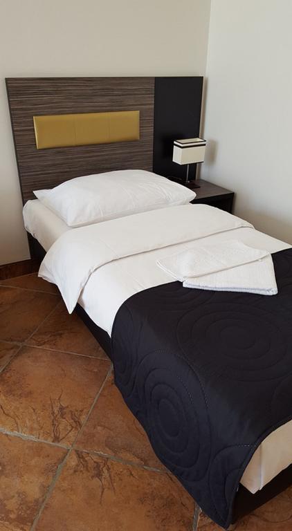 Hotel Montenegro Bruntál Eksteriør bilde